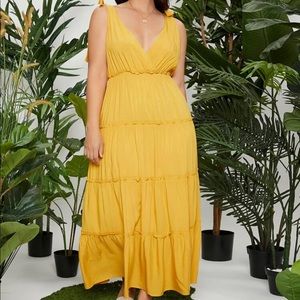 Plus knotted shoulder layered dress